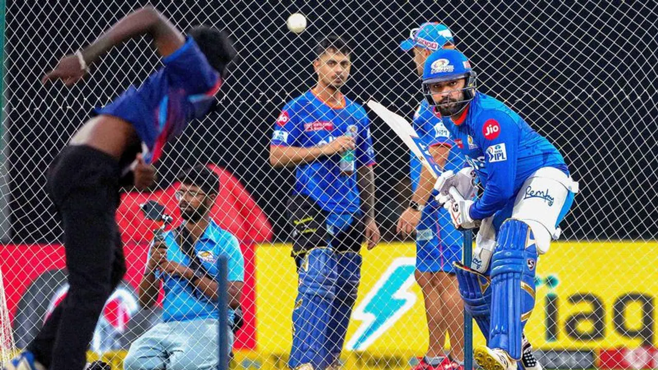 ഒരു ടീമിന്റെ വിജയം, മെഴുകുതിരി കത്തിച്ച് മുട്ടിപ്പായി പ്രാർഥിക്കുന്നത് ഒമ്പത് ടീമുകൾ; വല്ലാത്തൊരു ഐപിഎൽ കഥ ഒരു ടീമിന്റെ വിജയം, മെഴുകുതിരി കത്തിച്ച് മുട്ടിപ്പായി പ്രാർഥിക്കുന്നത് ഒമ്പത് ടീമുകൾ; വല്ലാത്തൊരു ഐപിഎൽ കഥ