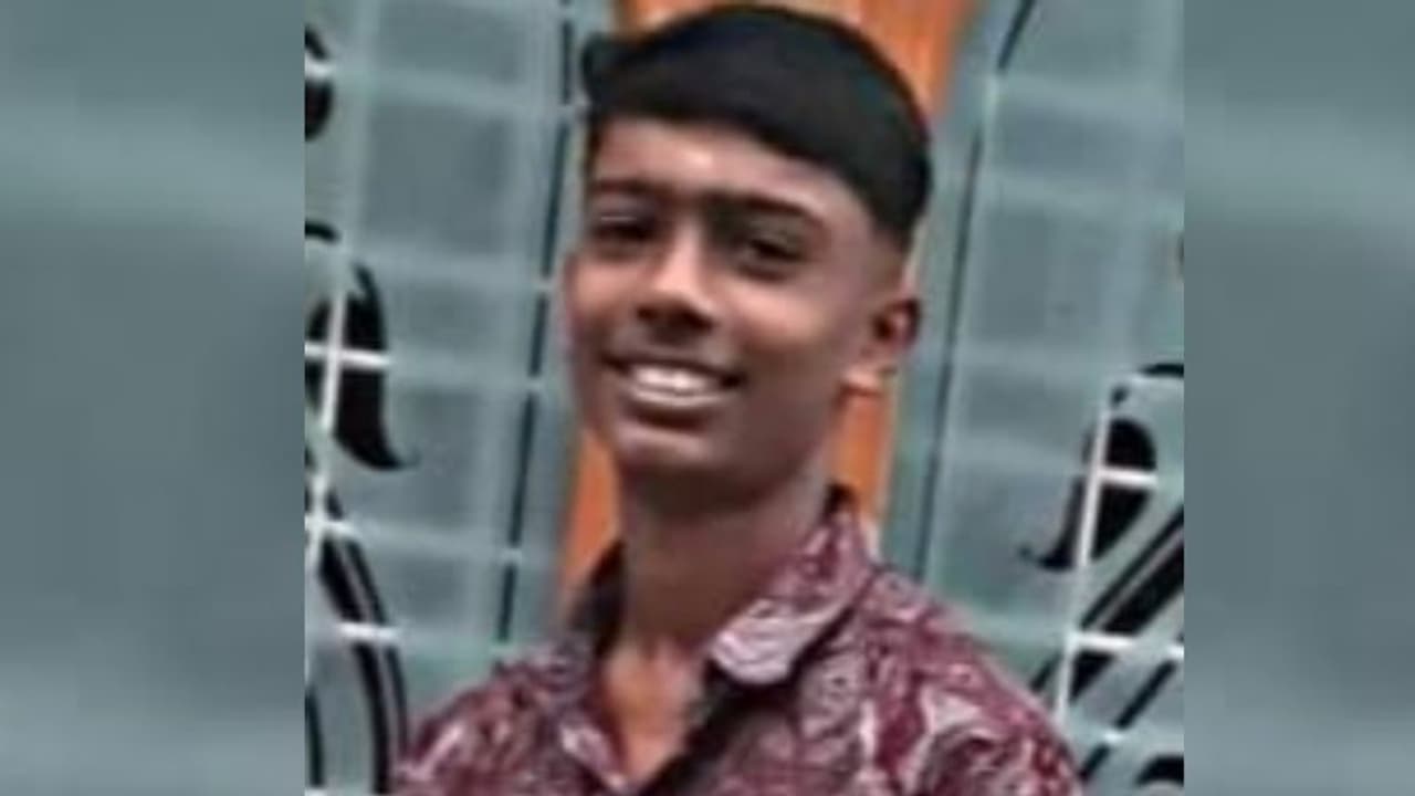 വീണ്ടും കണ്ണീർ, ആലപ്പുഴയിൽ കൂട്ടുകാർക്കൊപ്പം ആറ്റിൽ നീന്തുന്നതിനിടെ ദുരന്തം, വിദ്യാർഥി മുങ്ങിമരിച്ചു