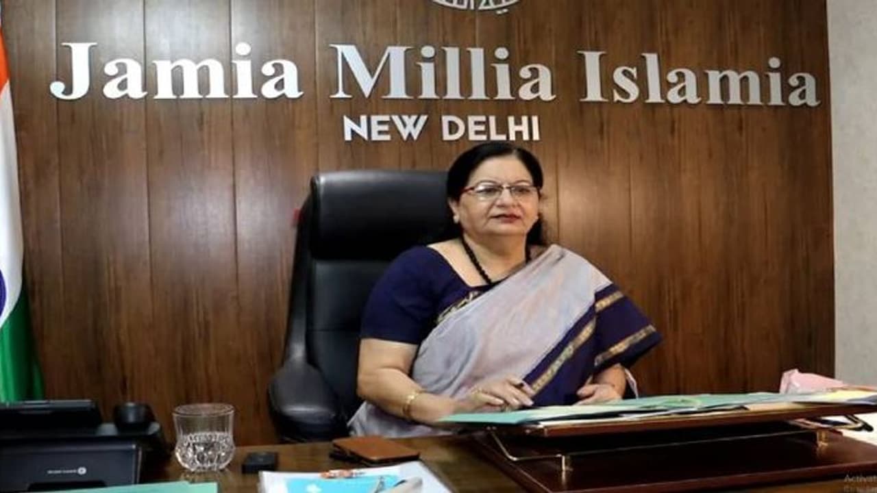  " ஜாமியா மில்லியா பல்கலை. ஒரு மினி இந்தியாவை போன்றது " முதல் பெண் துணைவேந்தர் நஜ்மா அக்தர் பெருமிதம்.