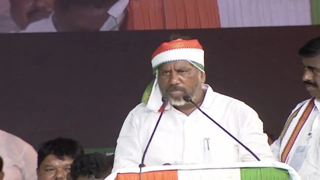 రాష్ట్రంలో ఫ్యూడలిస్ట్, కేంద్రంలో క్యాపిటలిస్ట్ ప్రభుత్వాలు.. కార్మికుల హక్కులు నిర్వీర్యం : భట్టి విక్రమార్క రాష్ట్రంలో ఫ్యూడలిస్ట్, కేంద్రంలో క్యాపిటలిస్ట్ ప్రభుత్వాలు.. కార్మికుల హక్కులు నిర్వీర్యం : భట్టి విక్రమార్క