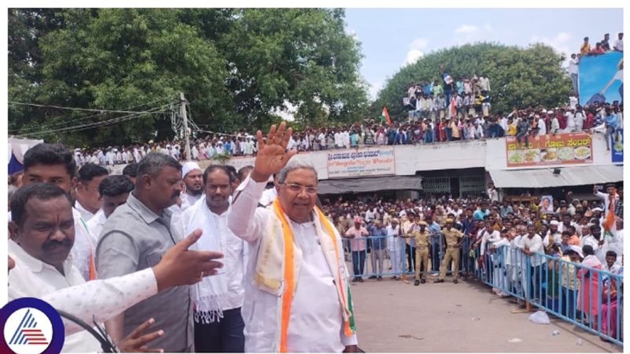 ಬೇಳೆ ಬೇಯಿಸಿಕೊಳ್ಳುವ ಜೆಡಿಎಸ್ಗೆ ಮತ ಹಾಕಬೇಡಿ: ಕ್ಷೇತ್ರದ ಅಭಿವೃದ್ಧಿ ಆಗೊಲ್ಲ! ಬೇಳೆ ಬೇಯಿಸಿಕೊಳ್ಳುವ ಜೆಡಿಎಸ್ಗೆ ಮತ ಹಾಕಬೇಡಿ: ಕ್ಷೇತ್ರದ ಅಭಿವೃದ್ಧಿ ಆಗೊಲ್ಲ!