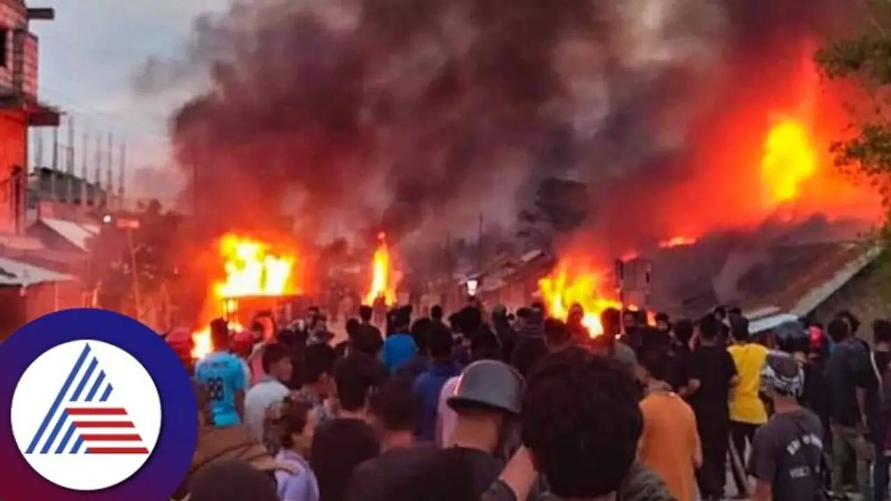 ಮಣಿಪುರದಲ್ಲಿ ಭುಗಿಲೆದ್ದ ಹಿಂಸಾಚಾರಕ್ಕೆ ಹಲವು ಮನೆಗಳು ಬೆಂಕಿಗೆ ಆಹುತಿ, 144 ಸೆಕ್ಷನ್ ಜಾರಿ!