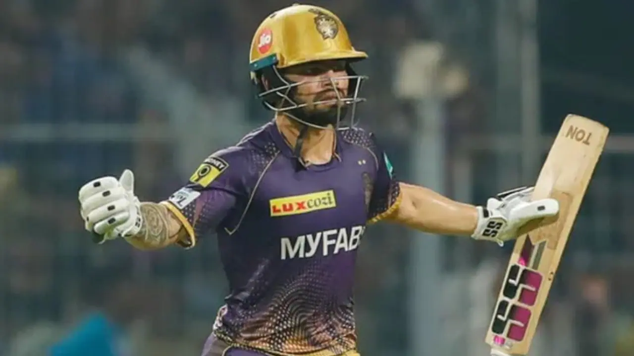 கடைசி பந்தில் த்ரில் வெற்றி: 2ஆவது முறையாக அணிக்கு வெற்றி தேடிக் கொடுத்த ரிங்கு சிங்!