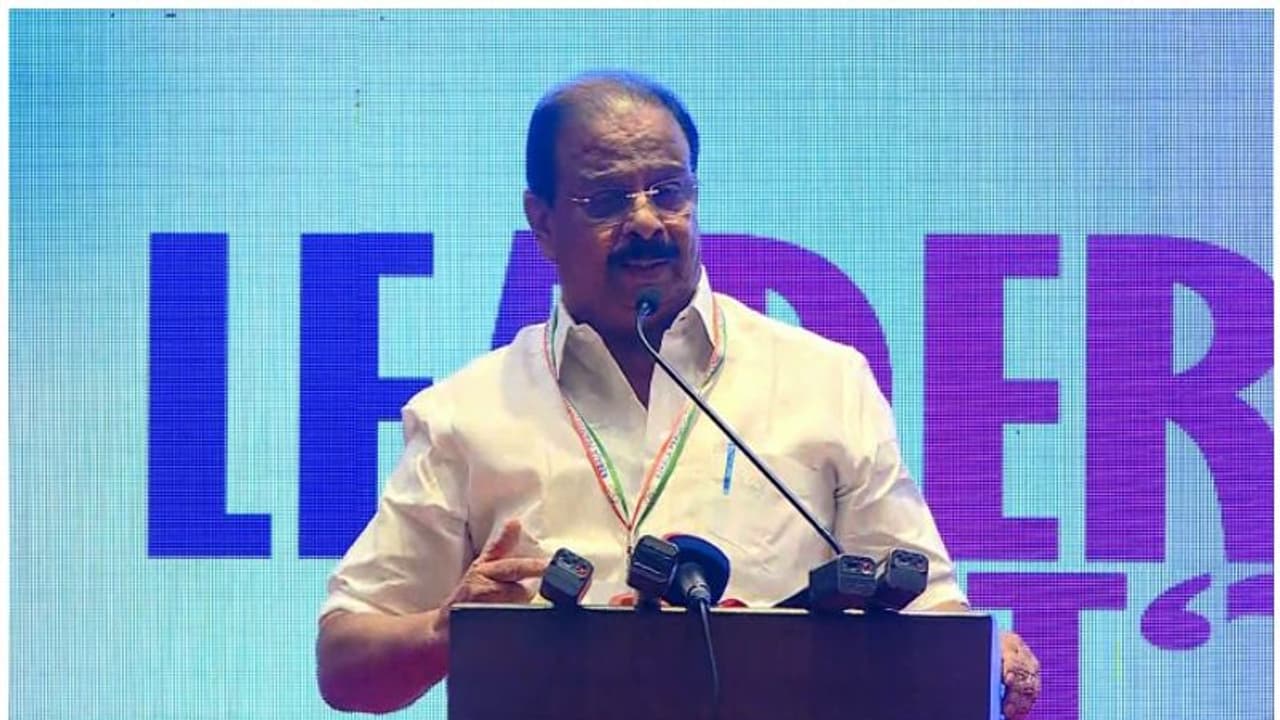 'പുനഃസംഘടന പൂർത്തിയായില്ലെങ്കിൽ കെപിസിസി പ്രസിഡന്‍റായി തുടരില്ല'; തുറന്നടിച്ച് കെ സുധാകരൻ