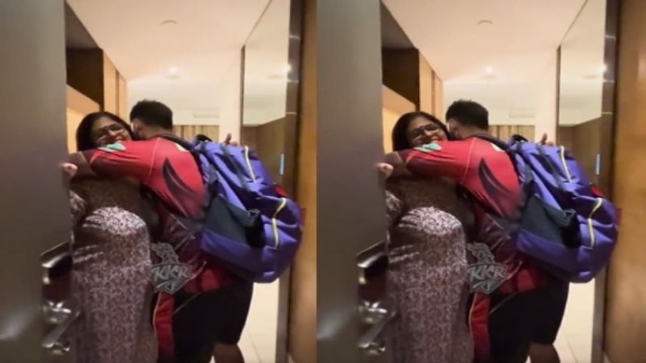 பஞ்சாப் வெற்றிக்குப் பின் அம்மாவை கட்டியணைத்து அன்பை வெளிப்படுத்திய நிதிஷ் ராணா வைரலாகும் வீடியோ! பஞ்சாப் வெற்றிக்குப் பின் அம்மாவை கட்டியணைத்து அன்பை வெளிப்படுத்திய நிதிஷ் ராணா வைரலாகும் வீடியோ!