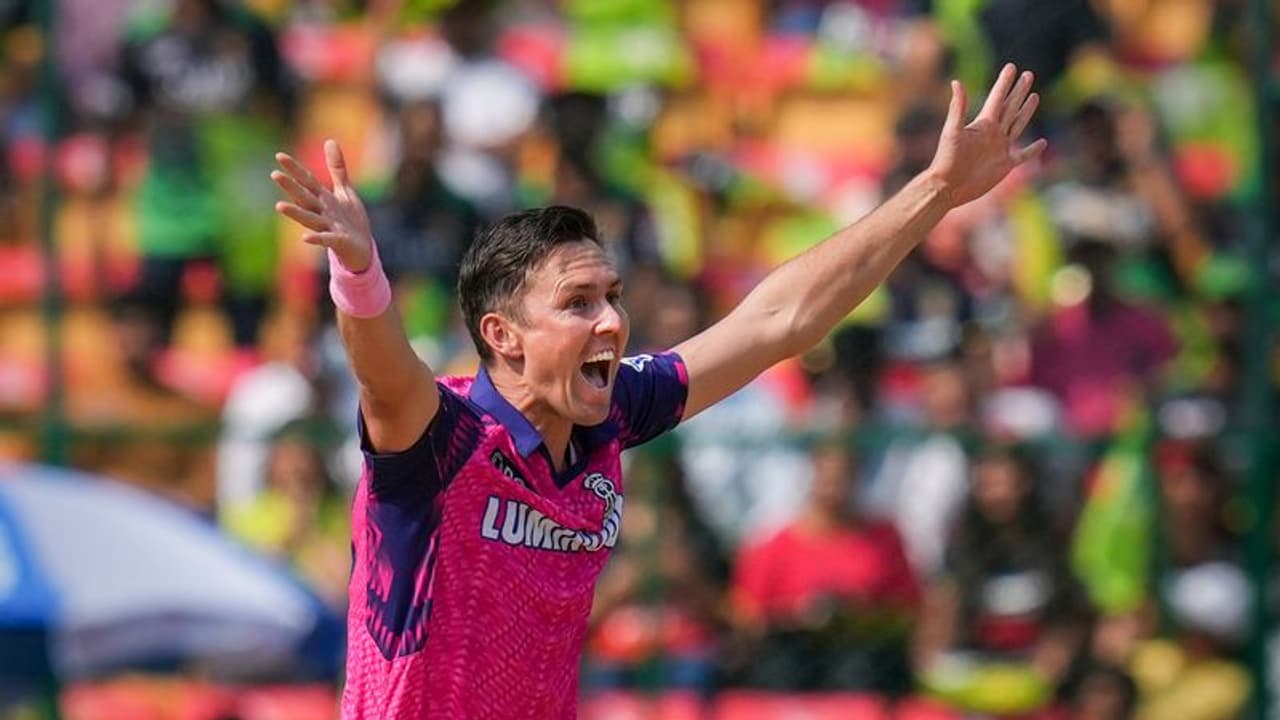 എന്തിന് ട്രെന്‍റ് ബോള്‍ട്ടിനെ ഒഴിവാക്കി, അതും സാംപയ്‌ക്ക് വേണ്ടി; സഞ്ജുവിനെ ചോദ്യം ചെയ്‌ത് ആരാധകര്‍