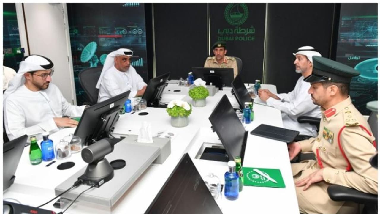 ദുബൈയില് 208 സോഷ്യല് മീഡിയ അക്കൗണ്ടുകള് പൊലീസ് പൂട്ടിച്ചു ദുബൈയില് 208 സോഷ്യല് മീഡിയ അക്കൗണ്ടുകള് പൊലീസ് പൂട്ടിച്ചു