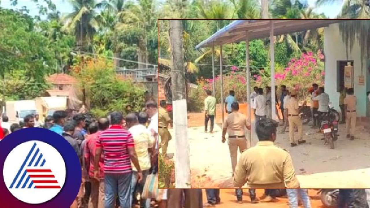 Karnataka assembly election: ಭಟ್ಕಳದಲ್ಲಿ ಬಿಜೆಪಿ ಕಾಂಗ್ರೆಸ್ ಮಾತಿನ ಚಕಮಕಿ: ಲಘು ಲಾಠಿ ಪ್ರಹಾರ! Karnataka assembly election: ಭಟ್ಕಳದಲ್ಲಿ ಬಿಜೆಪಿ ಕಾಂಗ್ರೆಸ್ ಮಾತಿನ ಚಕಮಕಿ: ಲಘು ಲಾಠಿ ಪ್ರಹಾರ!