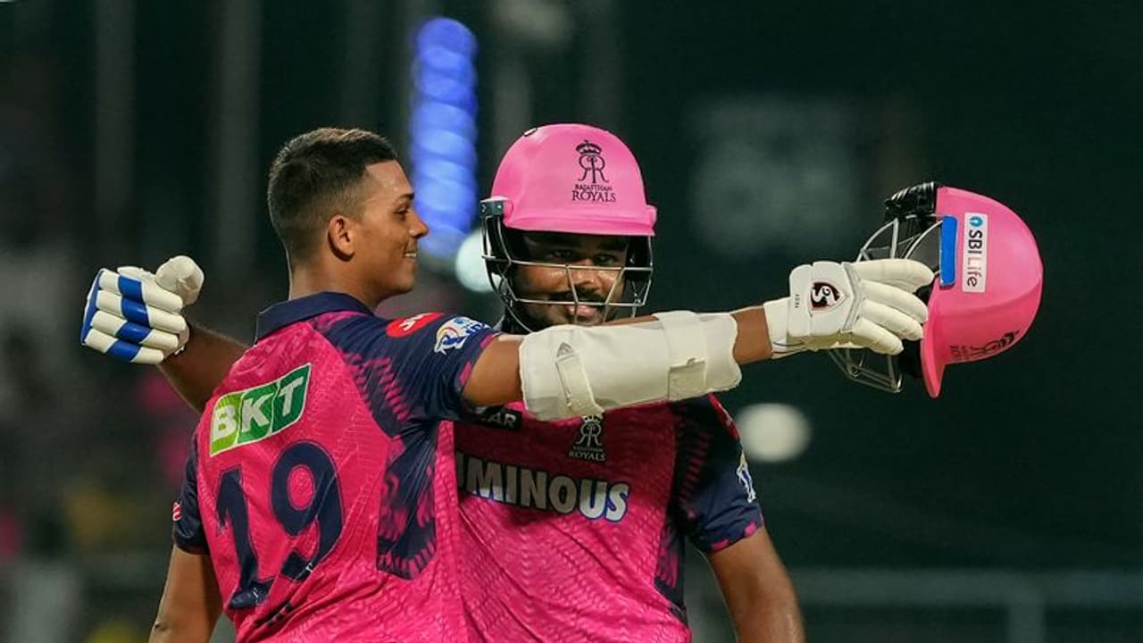 ഇങ്ങനെ വന്ദേ ഭാരത് വേഗത്തില് ജയിച്ചാല് റെക്കോര്ഡ് ഉറപ്പല്ലേ; ചരിത്രമെഴുതി സഞ്ജുവിന്റെ റോയല്സ് ഇങ്ങനെ വന്ദേ ഭാരത് വേഗത്തില് ജയിച്ചാല് റെക്കോര്ഡ് ഉറപ്പല്ലേ; ചരിത്രമെഴുതി സഞ്ജുവിന്റെ റോയല്സ്