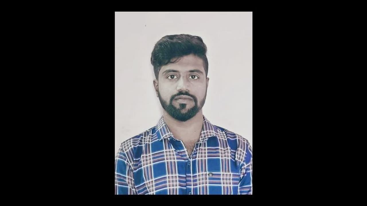 கோவையில் விபத்தில் சிக்கி மூளைச்சாவு அடைந்த நபர் 7 பேருக்கு மறு வாழ்வளித்த நெகிழ்ச்சி கோவையில் விபத்தில் சிக்கி மூளைச்சாவு அடைந்த நபர் 7 பேருக்கு மறு வாழ்வளித்த நெகிழ்ச்சி