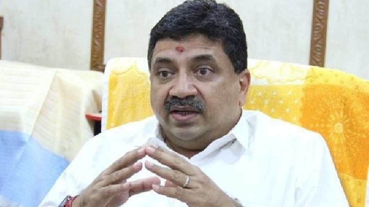 ತಮಿಳುನಾಡು: ಸ್ಟಾಲಿನ್ ಕುಟುಂಬ ಭ್ರಷ್ಟ ಎಂದ ಹಣಕಾಸು ಸಚಿವಗೆ ಗೇಟ್‌ಪಾಸ್