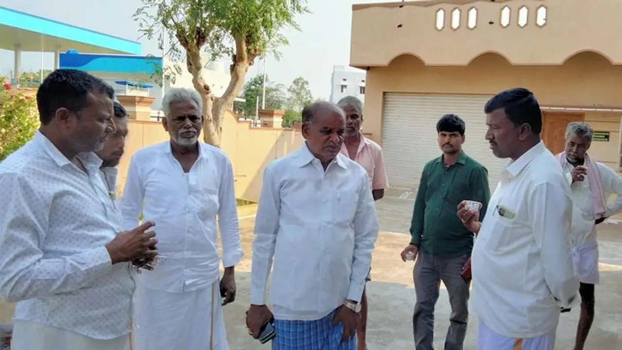 ಖರ್ಗೆ, ಸಿದ್ದು, ಡಿಕೆಶಿ ಮೂವರಲ್ಲಿ ಒಬ್ಬರು ಮುಖ್ಯಮಂತ್ರಿಯಾಗುತ್ತಾರೆ: ಸಿ.ಪುಟ್ಟರಂಗಶೆಟ್ಟಿ