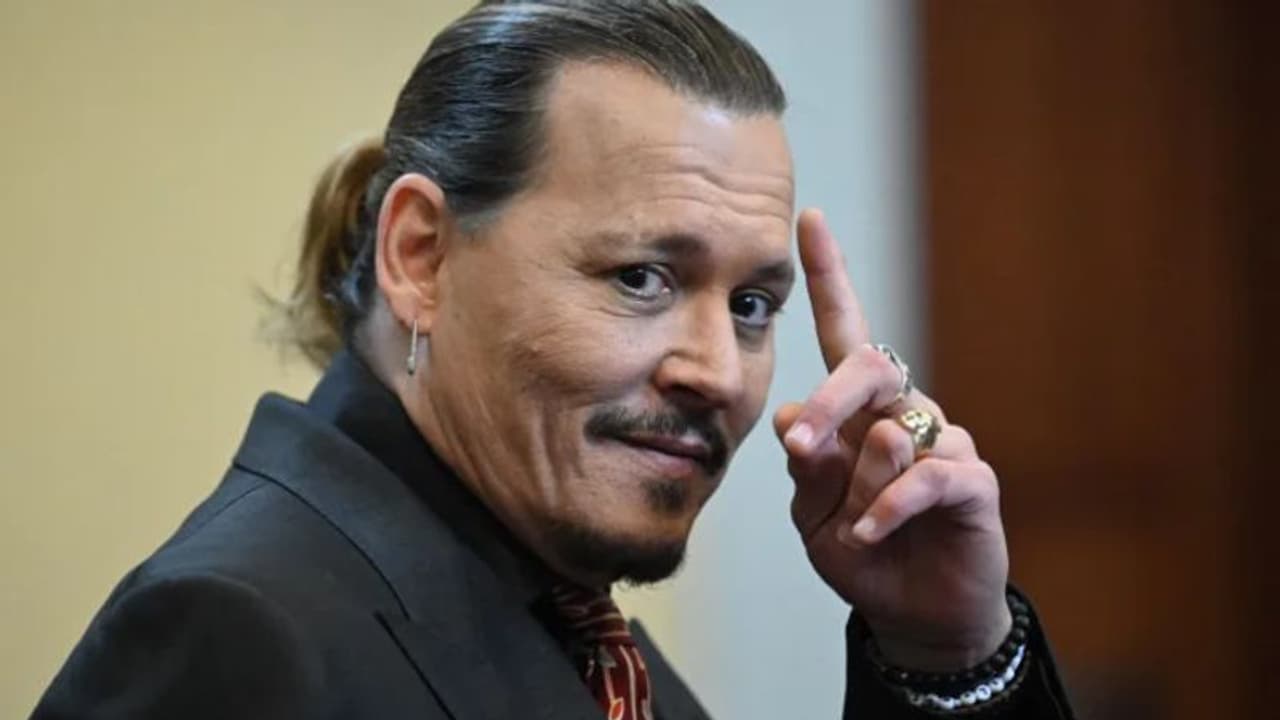 'മോഡി' ബയോപ്പിക്കിലൂടെ സംവിധായകനായി തിരിച്ചുവരവിന് ജോണി ഡെപ്പ് 'മോഡി' ബയോപ്പിക്കിലൂടെ സംവിധായകനായി തിരിച്ചുവരവിന് ജോണി ഡെപ്പ്