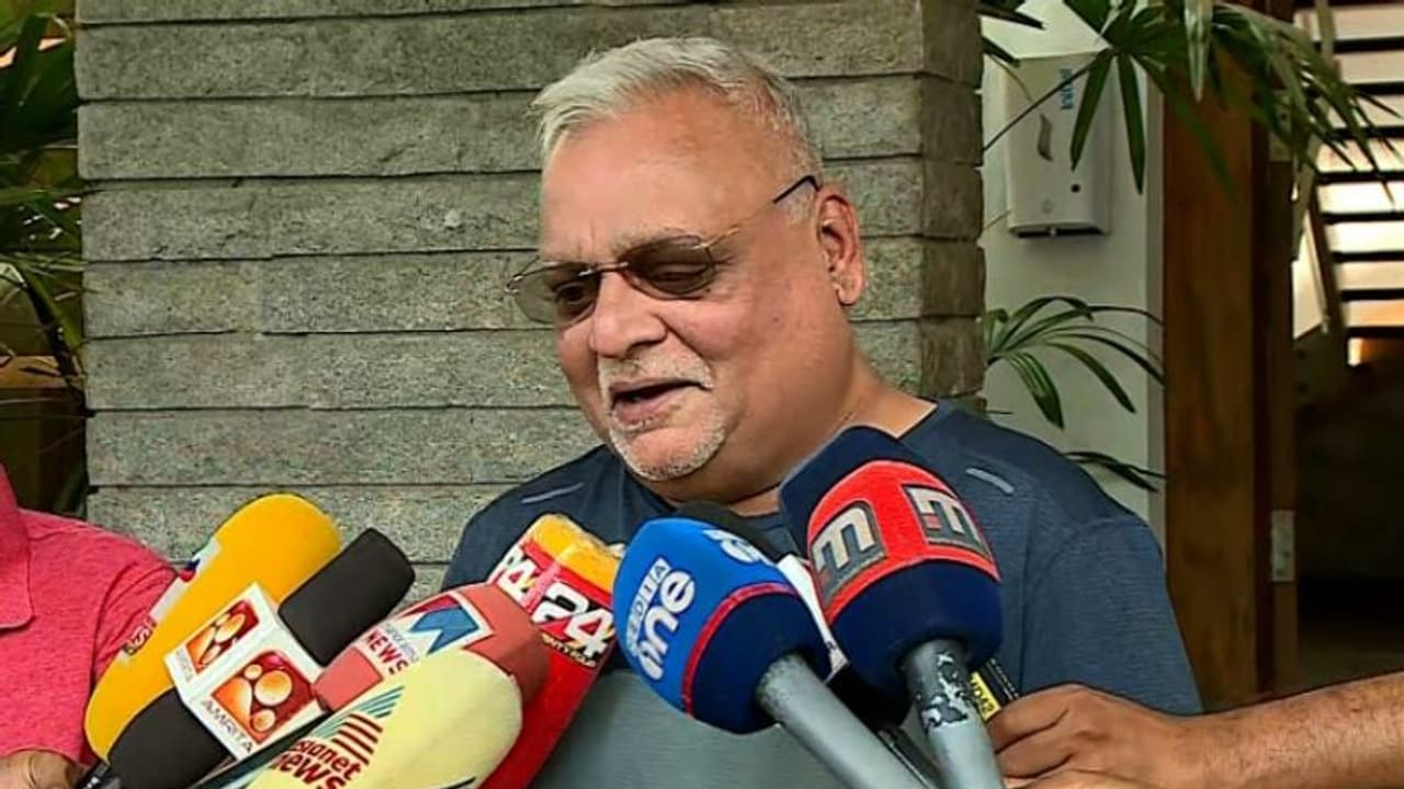 പ്രതിപക്ഷത്ത് ദേശീയ പാർട്ടി കോൺഗ്രസ് മാത്രം, ഐക്യം വേണം: എംവി ശ്രേയാംസ് കുമാർ