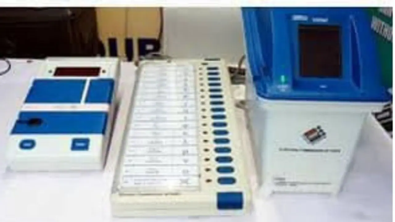 'ഈ തെരഞ്ഞെടുപ്പോടെ ചാരിത്ര്യശുദ്ധി തെളിയിച്ച ഇവിഎം മെഷീന് ആശംസകൾ , ജനവിധിയെ ബിജെപി വിനയത്തോടെ അംഗീകരിക്കുന്നു