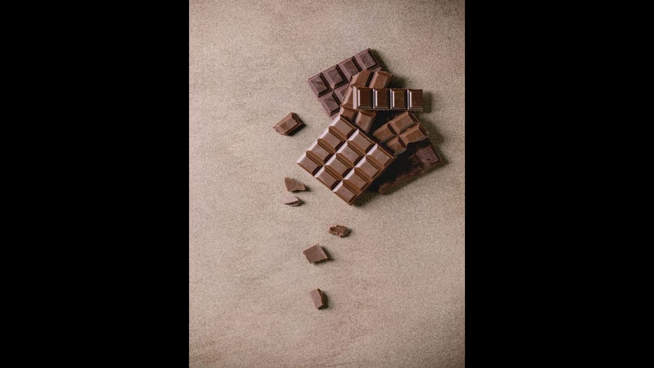 World Chocolate Day 2023 : ഡാർക്ക് ചോക്ലേറ്റ് സമ്മർദ്ദം കുറയ്ക്കാൻ സഹായിക്കുമോ? World Chocolate Day 2023 : ഡാർക്ക് ചോക്ലേറ്റ് സമ്മർദ്ദം കുറയ്ക്കാൻ സഹായിക്കുമോ?