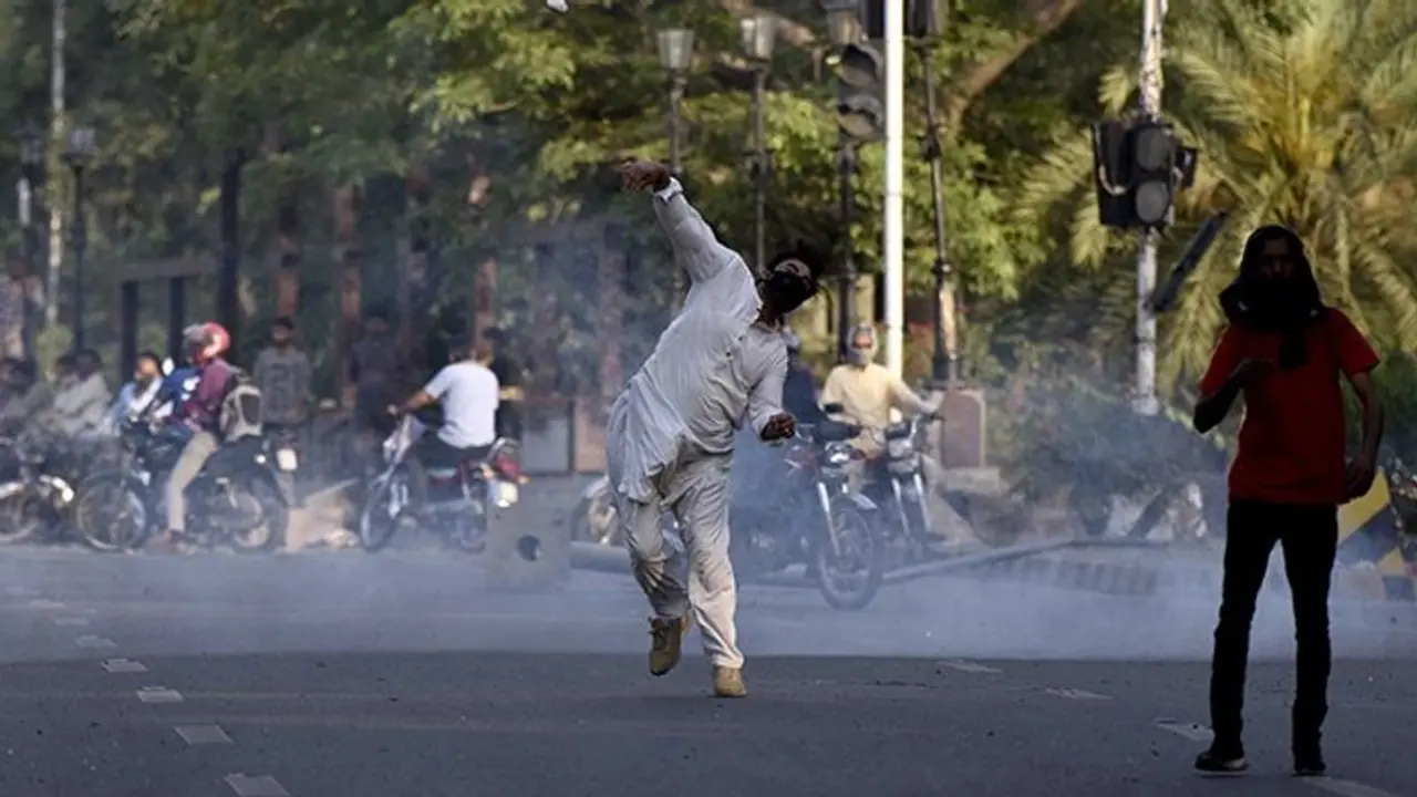 Imran Khan arrest fallout: Pak PM Sharif orders arrest of miscreants who torched Jinnah House in 72 hours