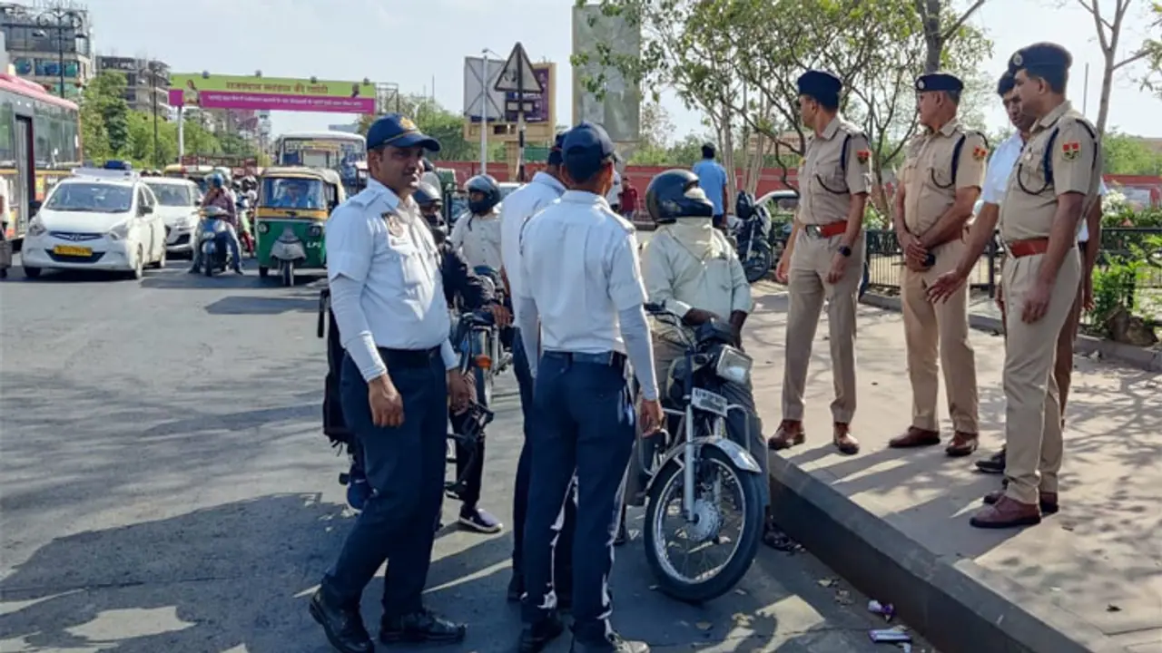 unique record made in Rajasthan Police on 52 thousand challans cut in 9 hours 