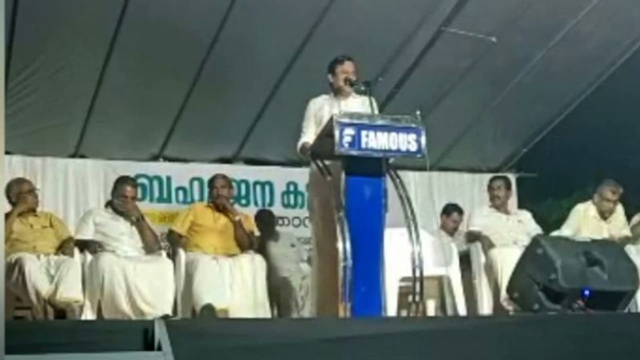 'നിന്റെ വീട്ടിൽ പോലും വേണമെങ്കിൽ ഞങ്ങൾ കടന്നുകയറും': കെഎം ഷാജിയോട് മന്ത്രി അബ്‌ദുറഹ്മാൻ