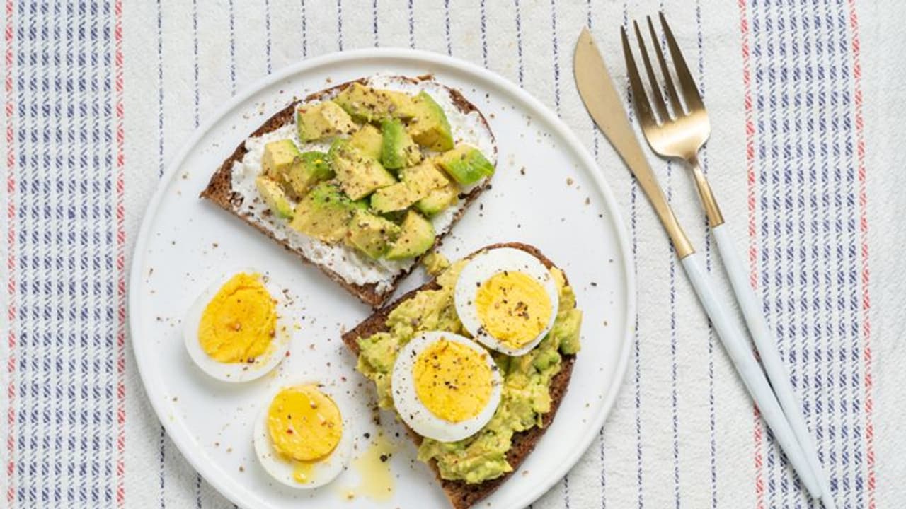 இந்த உண்மை மட்டும் தெரிஞ்சா முட்டை சாப்பிடுவது நிறுத்த மாட்டீங்க..!! இந்த உண்மை மட்டும் தெரிஞ்சா முட்டை சாப்பிடுவது நிறுத்த மாட்டீங்க..!!