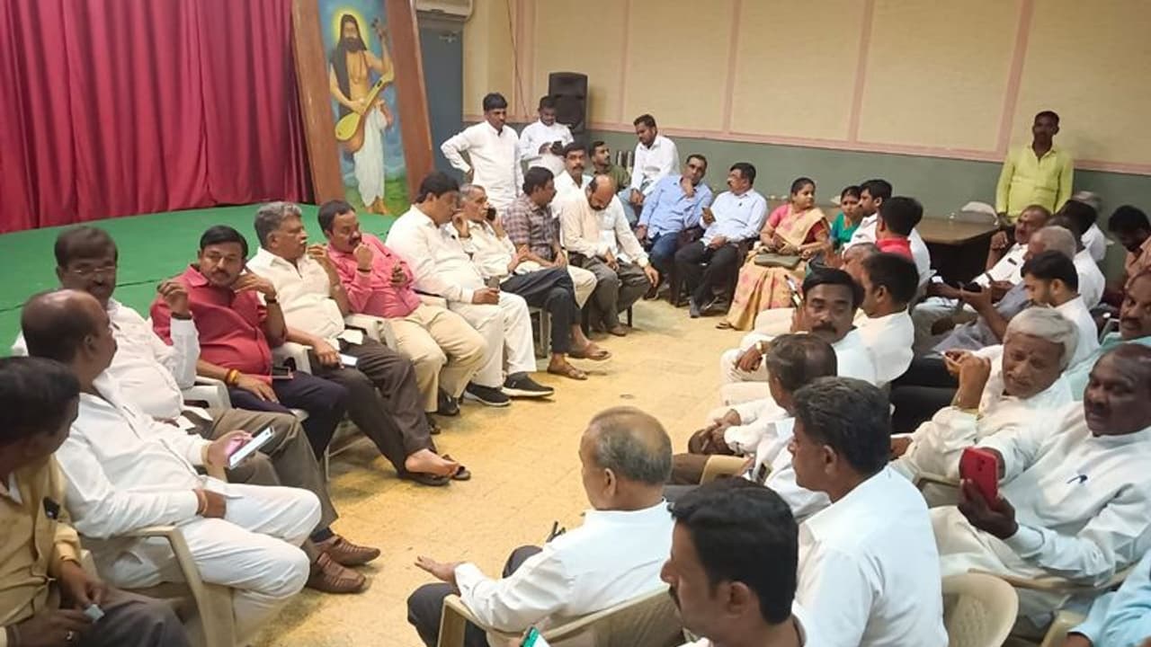 Karnataka election results: ಸಿಎಂ ಹುದ್ದೆಗೆ ಜಾತಿ ರಾಜಕಾರಣ ಬಲು ಜೋರು! 