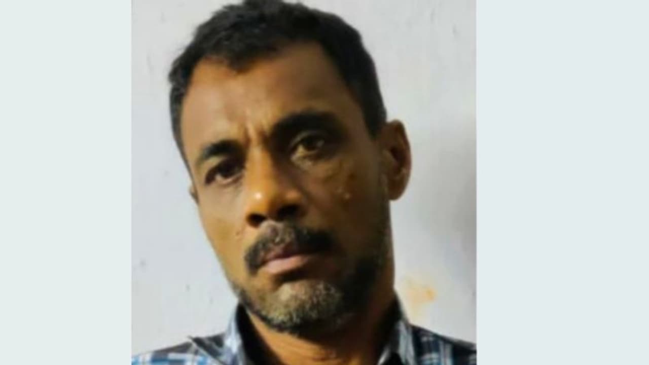 സ്കൂട്ടറിൽ കടത്തിയത് രണ്ട് കിലോ കഞ്ചാവ്, കല്ലായി സ്വദേശി അറസ്റ്റിൽ സ്കൂട്ടറിൽ കടത്തിയത് രണ്ട് കിലോ കഞ്ചാവ്, കല്ലായി സ്വദേശി അറസ്റ്റിൽ