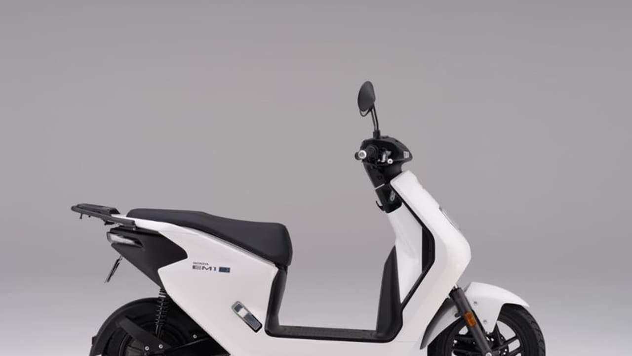 മത്സരം കടുക്കും, ഇലക്ട്രിക്ക് സ്‍കൂട്ടറുമായി ജനപ്രിയ ഹോണ്ടയും, എതിരാളികളുടെ കാര്യം ഇനി കണ്ടറിയണം 