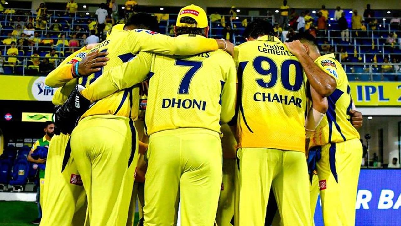 ഒരുവശത്ത് ഗുജറാത്ത് ടൈറ്റന്‍സ്! ആദ്യ ക്വാളിഫയറില്‍ എതിര്‍വശത്താര്? ആര്‍ക്കും കളിക്കാം, എല്ലാം പ്രവചനാതീതം