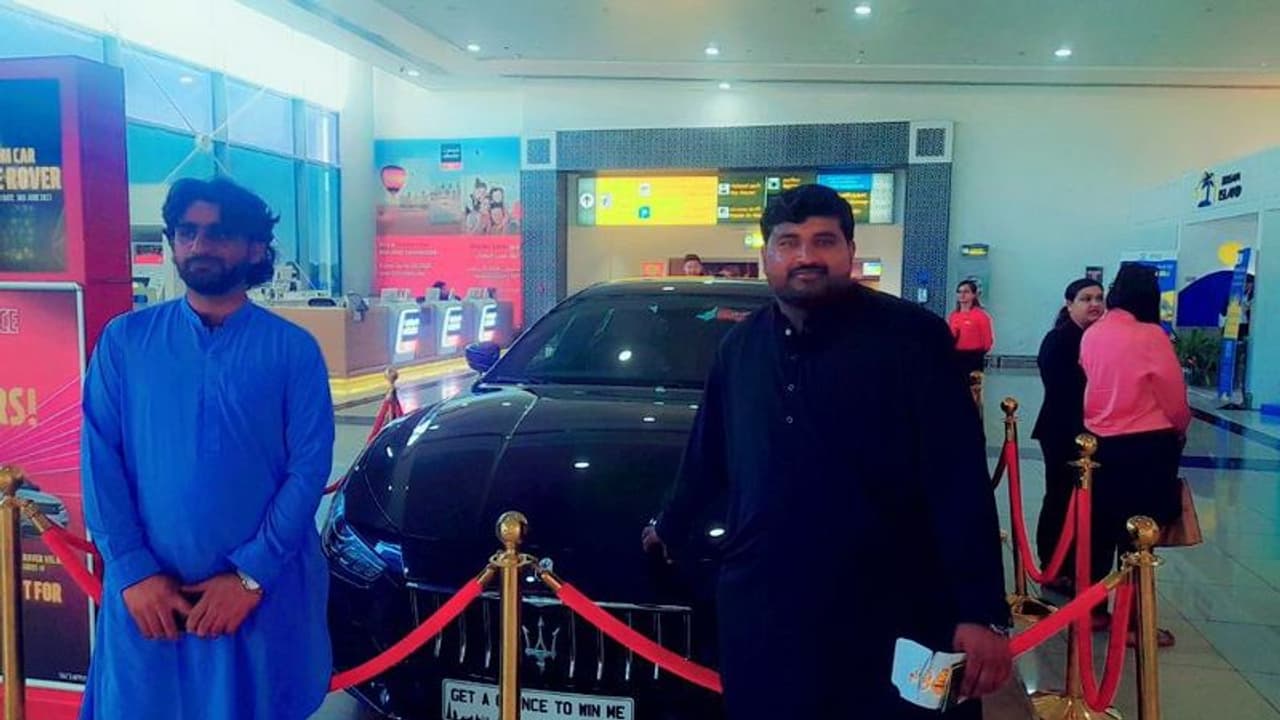 ബിഗ് ടിക്കറ്റ് മെയ് ലൈവ് ഡ്രോയിൽ മസെരാറ്റി ഗിബ്ലി കാര് നേടി പ്രവാസി ബിഗ് ടിക്കറ്റ് മെയ് ലൈവ് ഡ്രോയിൽ മസെരാറ്റി ഗിബ്ലി കാര് നേടി പ്രവാസി