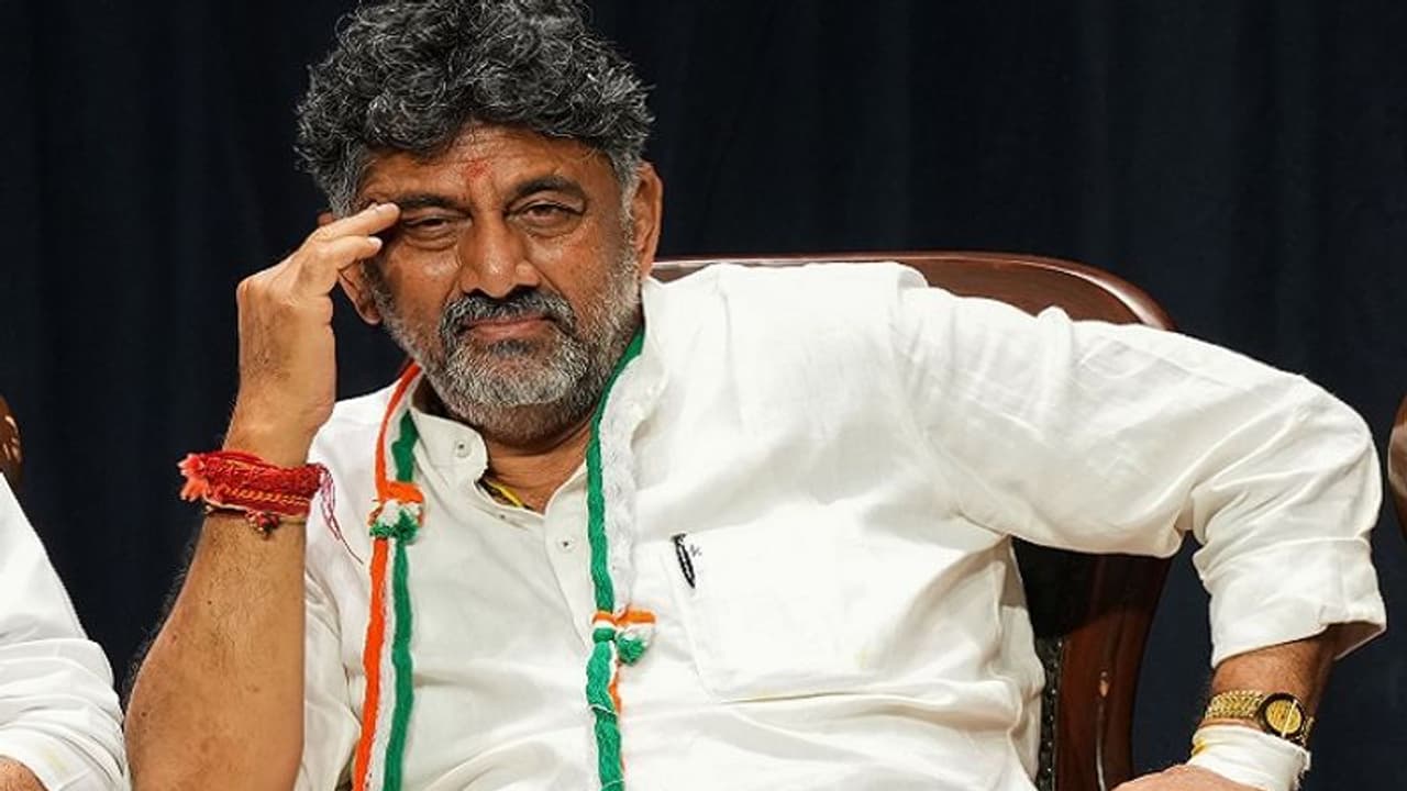 'Single man with courage makes majority': DK Shivakumar before heading to Delhi for Karnataka CM talks