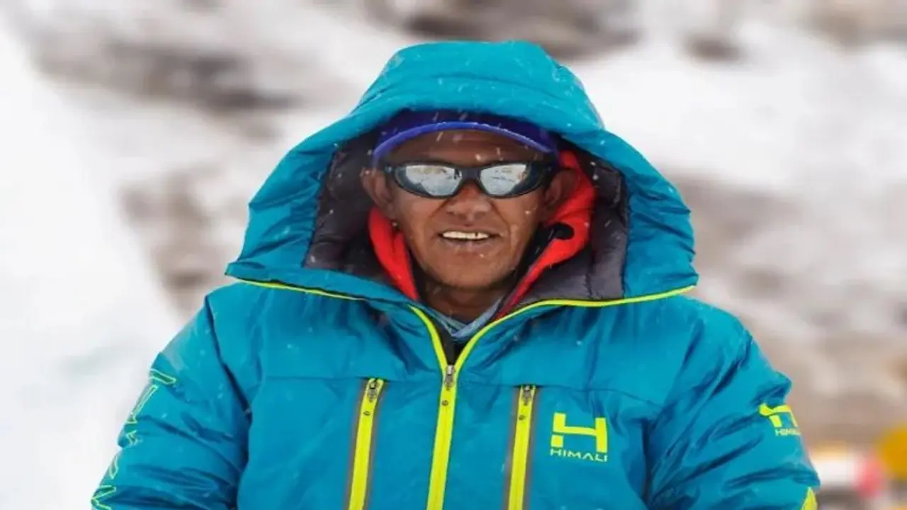 சாதனை படைத்த நேபாளி … 26 முறை எவரெஸ்ட் சிகரம் ஏறிய உலகின் 2வது நபர்!!