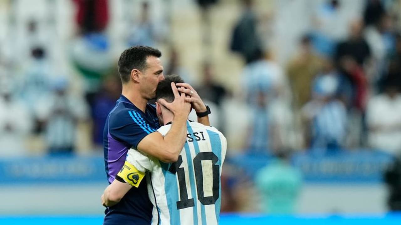 അര്ജന്റീനയുടെ ആശാന് ഇന്ന് പിറന്നാള്, തൊട്ടതെല്ലാം പൊന്നാക്കിയതിന് പിന്നിലെ രഹസ്യം വെളിപ്പെടുത്തി സ്കലോണി അര്ജന്റീനയുടെ ആശാന് ഇന്ന് പിറന്നാള്, തൊട്ടതെല്ലാം പൊന്നാക്കിയതിന് പിന്നിലെ രഹസ്യം വെളിപ്പെടുത്തി സ്കലോണി