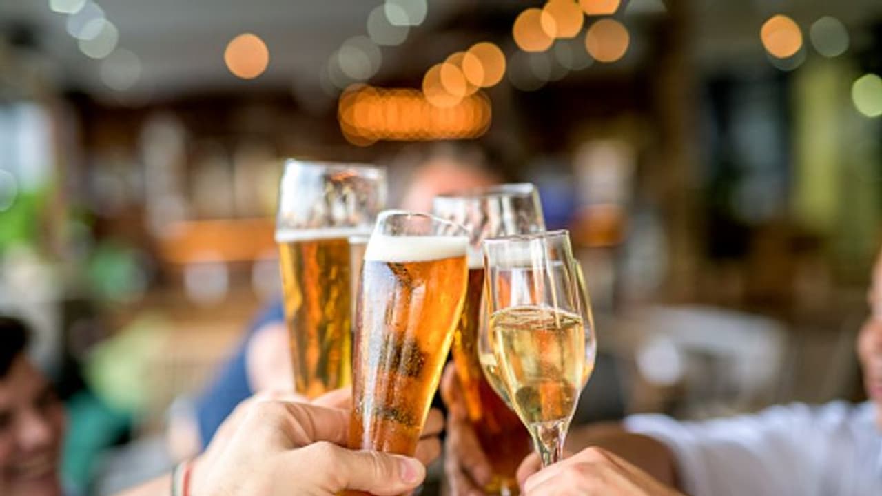 ഹരിയാനയിലെ കോര്‍പ്പറേറ്റ് ഓഫീസുകളില്‍ ഇനി ബിയര്‍ നുണഞ്ഞ് ജോലി ചെയ്യാം !