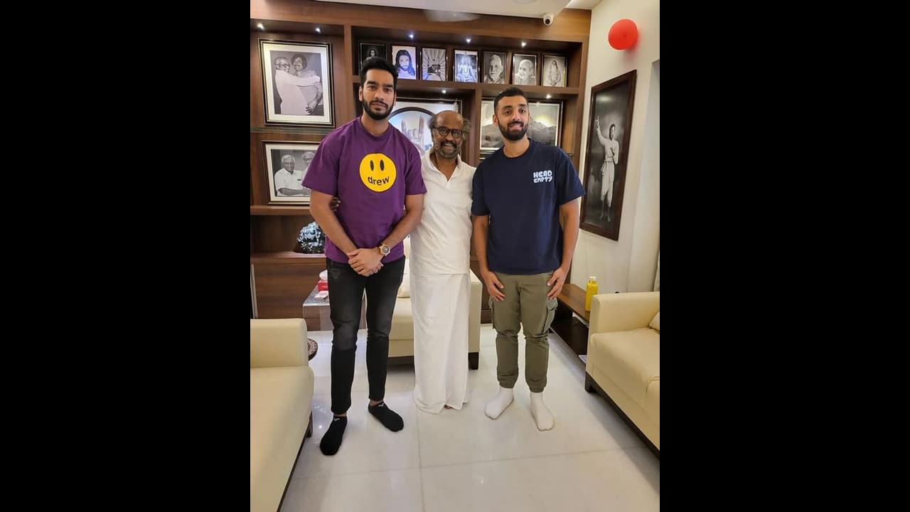 IPL 2023: ಸೂಪರ್‌ಸ್ಟಾರ್ ರಜನಿಕಾಂತ್ ಭೇಟಿಯಾದ ವರುಣ್‌ ಚಕ್ರವರ್ತಿ, ವೆಂಕಿ ಅಯ್ಯರ್