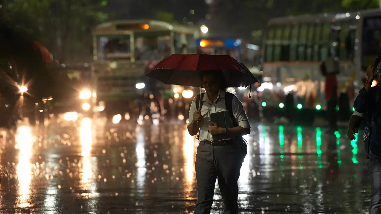 weather forecast Slight delay in onset of monsoon over Kerala arrival likely on Jun 4 says IMD weather forecast Slight delay in onset of monsoon over Kerala arrival likely on Jun 4 says IMD