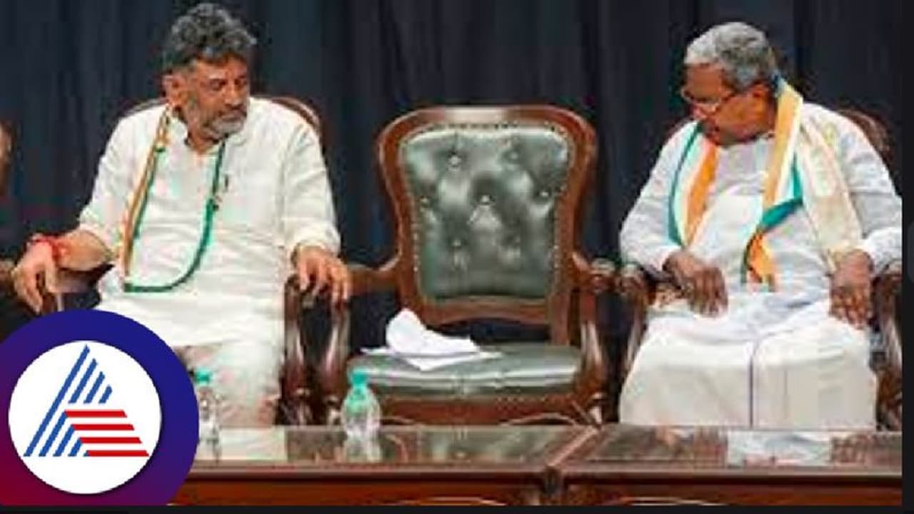 Karnataka CM: ಸಿಎಂ ಹುದ್ದೆಗಾಗಿ ಡಿಕೆಶಿ, ಸಿದ್ದು ಅಭಿಮಾನಿಗಳ ಹರಕೆ Karnataka CM: ಸಿಎಂ ಹುದ್ದೆಗಾಗಿ ಡಿಕೆಶಿ, ಸಿದ್ದು ಅಭಿಮಾನಿಗಳ ಹರಕೆ