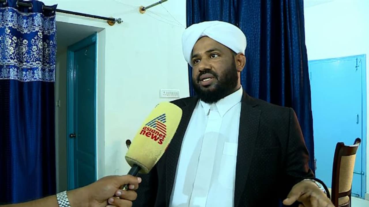 കർണാടകയിൽ ഉപമുഖ്യമന്ത്രിപദവും അഞ്ചു മന്ത്രിമാരും വേണം; വഖഫ് ബോർഡ് ചെയർമാൻ ഷാഫി സഹദ് കർണാടകയിൽ ഉപമുഖ്യമന്ത്രിപദവും അഞ്ചു മന്ത്രിമാരും വേണം; വഖഫ് ബോർഡ് ചെയർമാൻ ഷാഫി സഹദ്