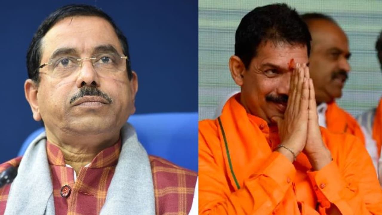 ಬಿಜೆಪಿ ರಾಜ್ಯಾಧ್ಯಕ್ಷ ನಳಿನ್ ಕಟೀಲ್ ಬದಲಾವಣೆ: ಸಚಿವ ಜೋಶಿ ಸುಳಿವು ಬಿಜೆಪಿ ರಾಜ್ಯಾಧ್ಯಕ್ಷ ನಳಿನ್ ಕಟೀಲ್ ಬದಲಾವಣೆ: ಸಚಿವ ಜೋಶಿ ಸುಳಿವು