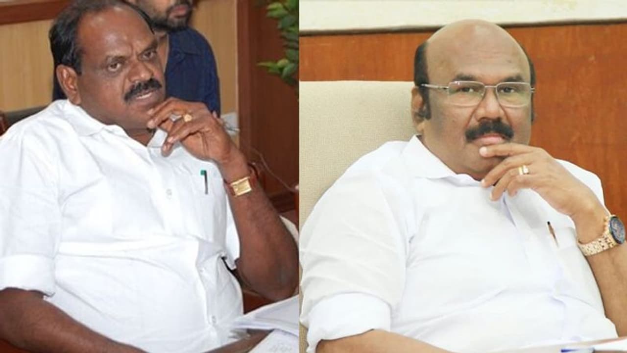 கோமாளி ஜெயக்குமாருக்கு ஊழலை பற்றி பேச தகுதியே இல்லை! அவருக்கு அரசியல் எதிர்காலமே இல்லை! வைத்திலிங்கம் விளாசல்