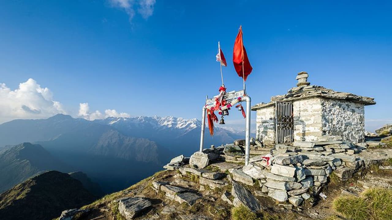 துங்கநாத் கோயில்: உலகின் மிக உயரமான சிவன் கோயில் ஏன் 6 10 டிகிரி சாய்ந்துள்ளது? துங்கநாத் கோயில்: உலகின் மிக உயரமான சிவன் கோயில் ஏன் 6 10 டிகிரி சாய்ந்துள்ளது?