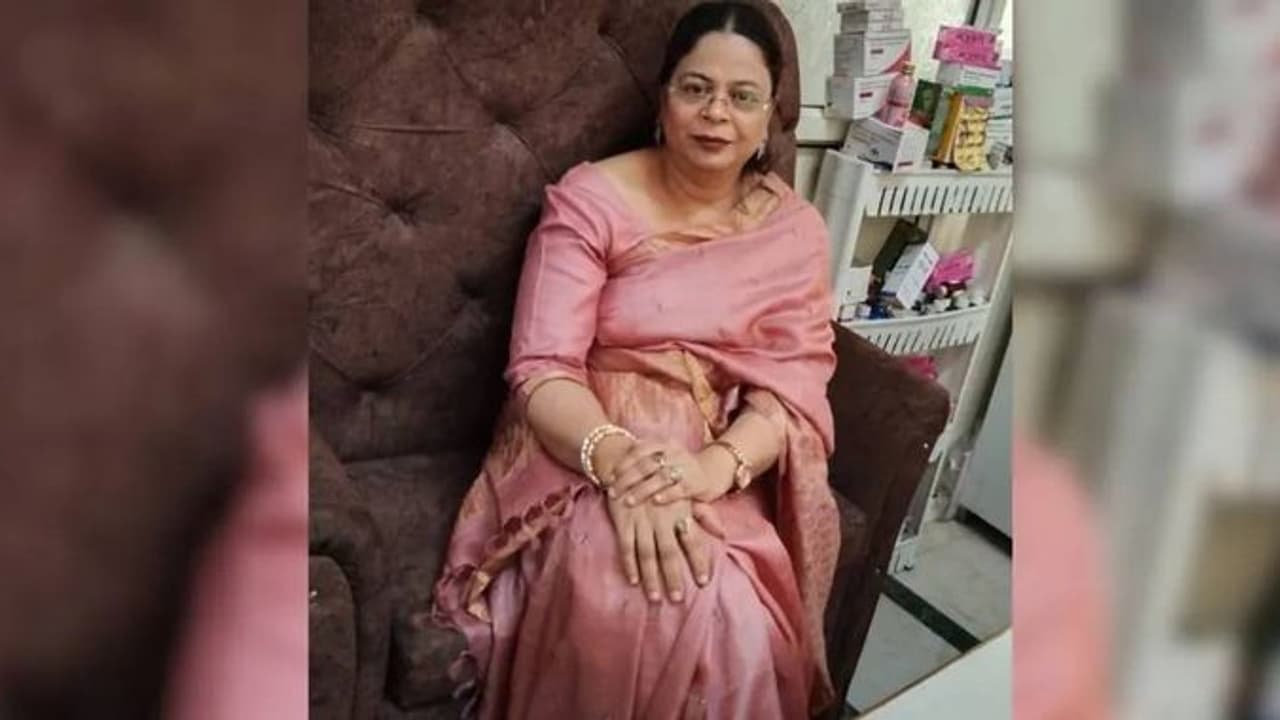 மாதவிடாயை நோய் என்று நினைக்கும் பெண்கள்.. கட்டுக்கதைகளையும் தடைகளையும் உடைக்கும் பெண் மருத்துவர்