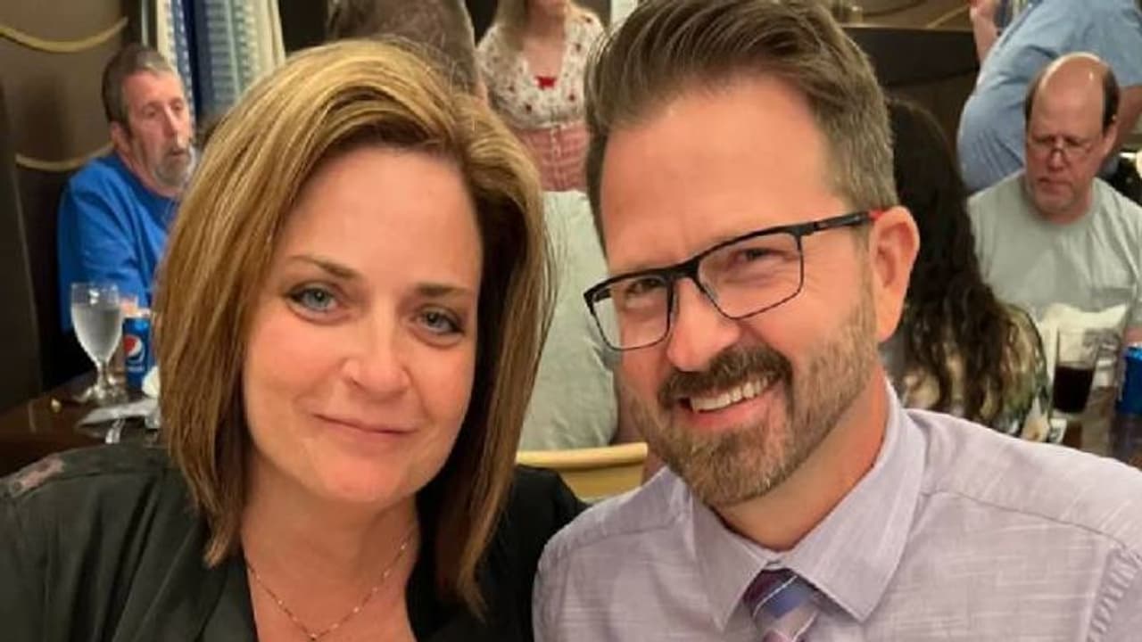 10 വയസുകാരനെ പട്ടിണിക്കിട്ട് കൊല്ലാൻ ശ്രമിച്ചു, അമ്മയും അച്ഛനും അറസ്റ്റിൽ 10 വയസുകാരനെ പട്ടിണിക്കിട്ട് കൊല്ലാൻ ശ്രമിച്ചു, അമ്മയും അച്ഛനും അറസ്റ്റിൽ