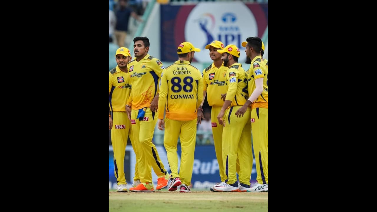 IPL 2023: டெல்லி கேபிடள்ஸை வீழ்த்தி பிளே ஆஃபிற்கு முன்னேறியது சிஎஸ்கே