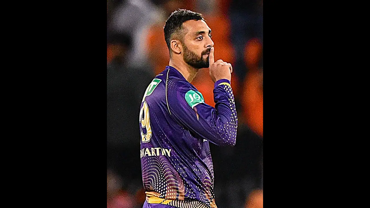 IND VS NZ: వరుణ్ చక్రవర్తీ ఇలా ఆడితే.. సెమీ ఫైనల్ కి టీమిండియా ఏం చేయాలి? IND VS NZ: వరుణ్ చక్రవర్తీ ఇలా ఆడితే.. సెమీ ఫైనల్ కి టీమిండియా ఏం చేయాలి?