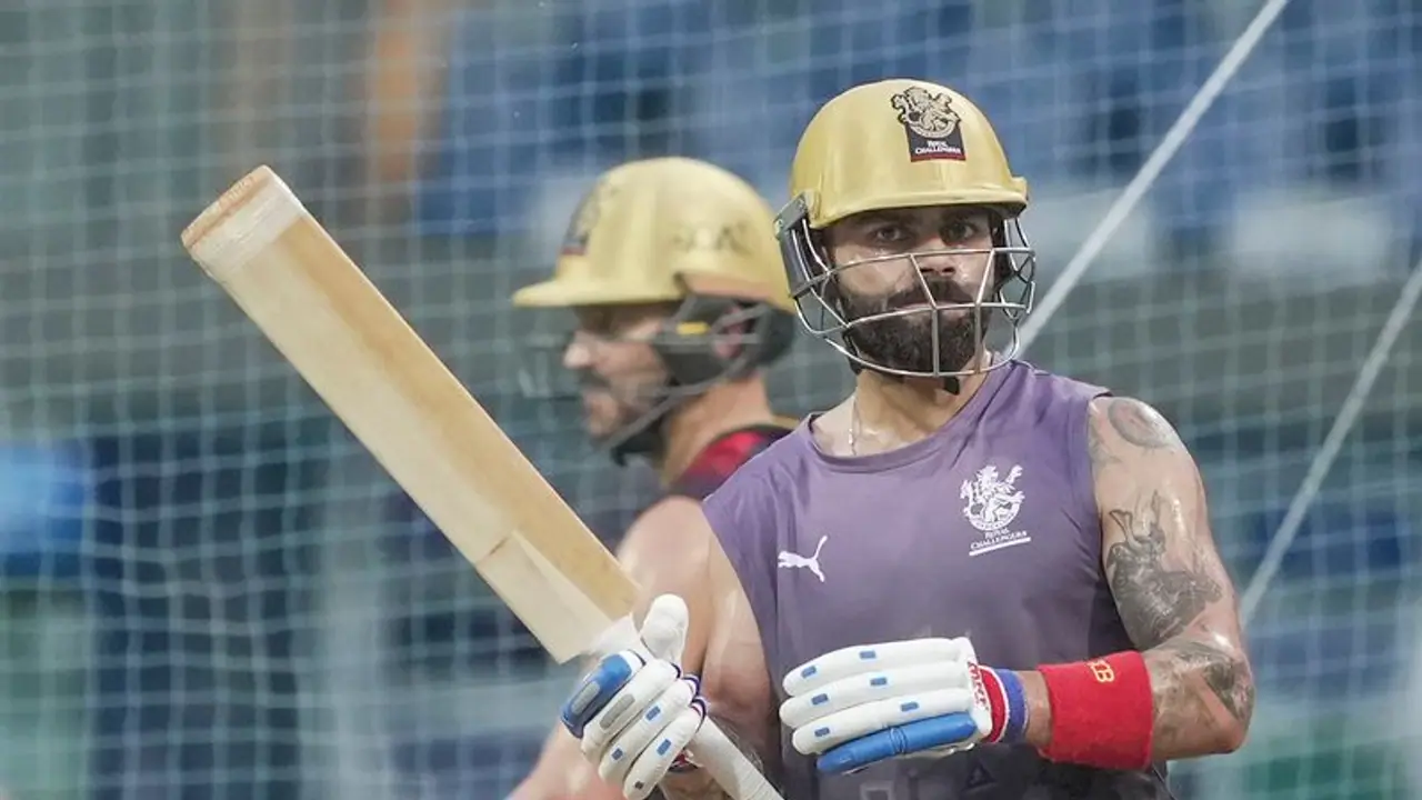 ಶತಕ ಸಿಡಿಸಿದ ಬೆನ್ನಲ್ಲೇ ಮೈದಾನದಿಂದಲೇ ಮಡದಿಗೆ ವಿಡಿಯೋ ಕಾಲ್ ಮಾಡಿದ ವಿರಾಟ್ ಕೊಹ್ಲಿ..! ವಿಡಿಯೋ ವೈರಲ್ ಶತಕ ಸಿಡಿಸಿದ ಬೆನ್ನಲ್ಲೇ ಮೈದಾನದಿಂದಲೇ ಮಡದಿಗೆ ವಿಡಿಯೋ ಕಾಲ್ ಮಾಡಿದ ವಿರಾಟ್ ಕೊಹ್ಲಿ..! ವಿಡಿಯೋ ವೈರಲ್