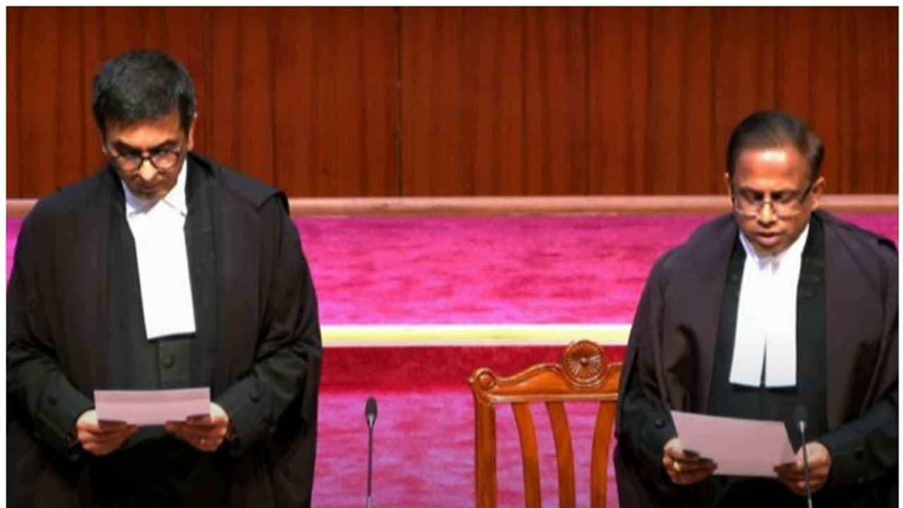 സുപ്രീംകോടതിയില്‍ സത്യപ്രതിജ്ഞ ചെയ്ത് പുതിയ ജഡ്ജിമാര്‍; മലയാളി തിളക്കവുമായി കെ വി വിശ്വനാഥന്‍