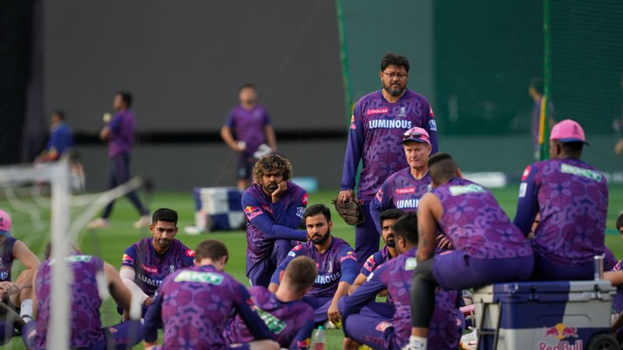 സഞ്ജുവിന്റെ പ്രതീക്ഷകളെല്ലാം മേഘങ്ങള് കവരുമോ? കണ്ണീര് മഴയാകുമോ ഇന്ന് ധരംശാലയില്... സഞ്ജുവിന്റെ പ്രതീക്ഷകളെല്ലാം മേഘങ്ങള് കവരുമോ? കണ്ണീര് മഴയാകുമോ ഇന്ന് ധരംശാലയില്...