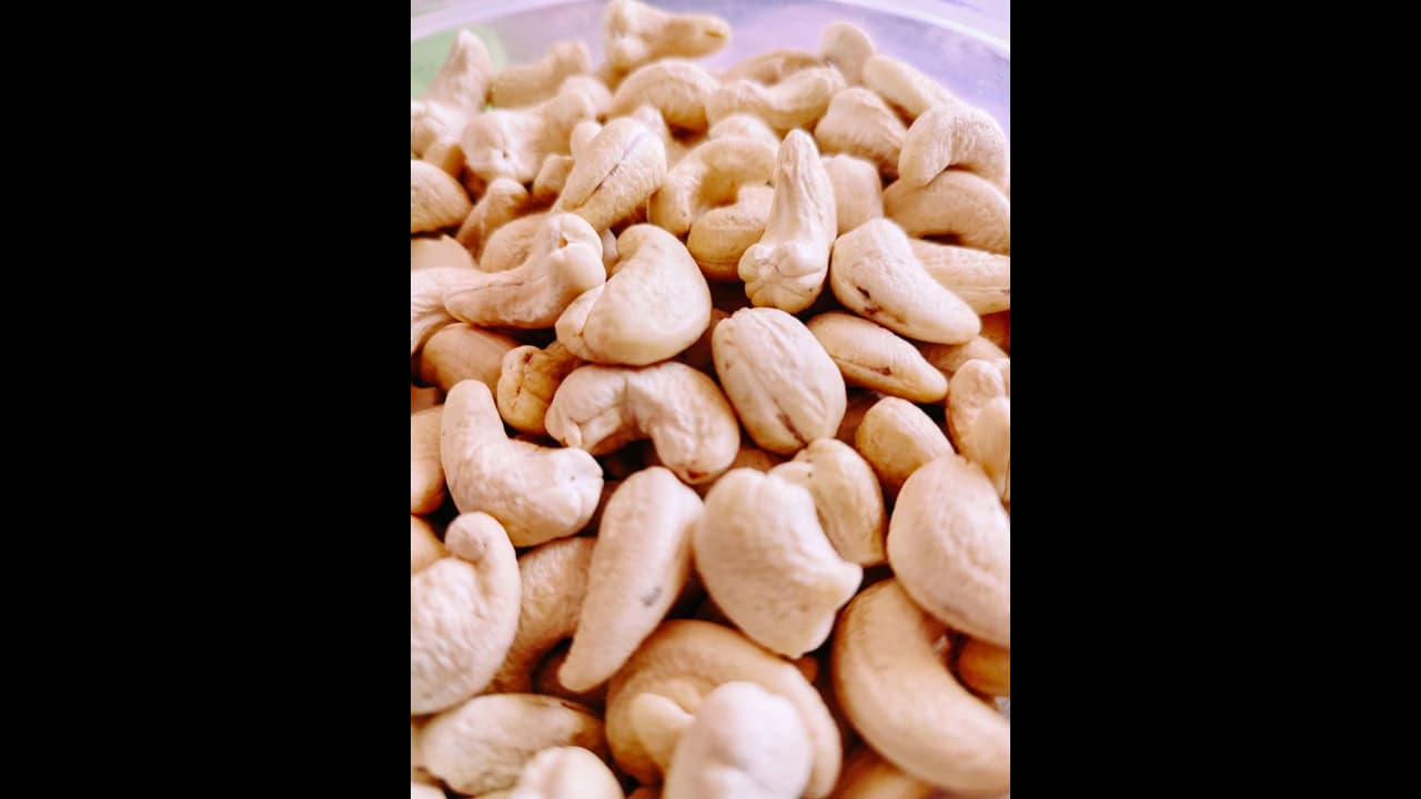 കശുവണ്ടി കഴിച്ചാൽ ലഭിക്കുന്ന ആരോ​ഗ്യ​ഗുണങ്ങളിതാ...