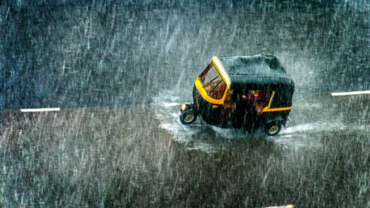 Amid soaring temperature, Kerala likely to receive heavy rains for next five days: IMD Amid soaring temperature, Kerala likely to receive heavy rains for next five days: IMD