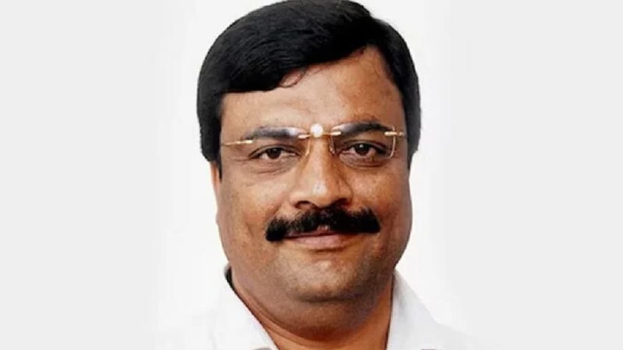 ಸಮಸ್ಯೆಗಳ ಆಗರವಾಗಿರುವ ಮಳವಳ್ಳಿ ಪಟ್ಟಣ: ನೂತನ ಶಾಸಕ ನರೇಂದ್ರಸ್ವಾಮಿಗೆ ಸವಾಲು ಸಮಸ್ಯೆಗಳ ಆಗರವಾಗಿರುವ ಮಳವಳ್ಳಿ ಪಟ್ಟಣ: ನೂತನ ಶಾಸಕ ನರೇಂದ್ರಸ್ವಾಮಿಗೆ ಸವಾಲು